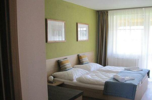 Hotel Albatros Predni Vyton - Photo2