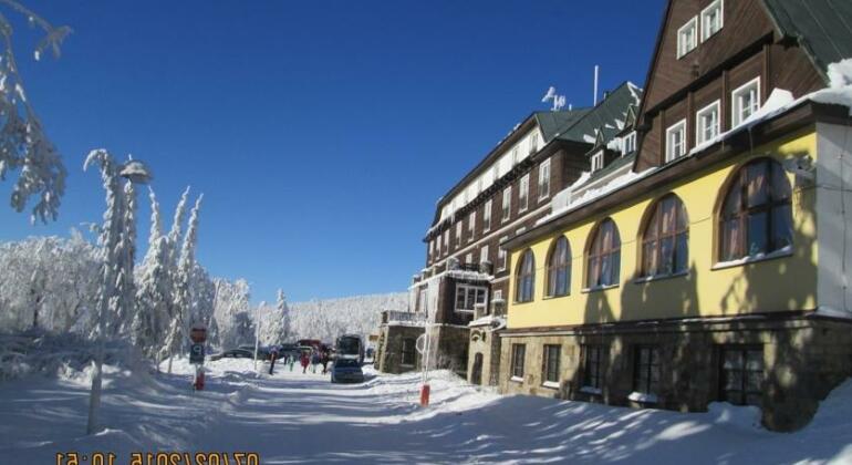 Hotel Tanecnica - Photo2