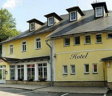 Hotel Leopold Racin