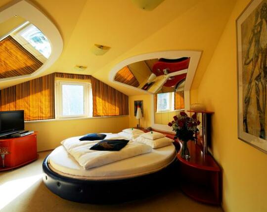 Wellness Hotel Eroplan - Photo4