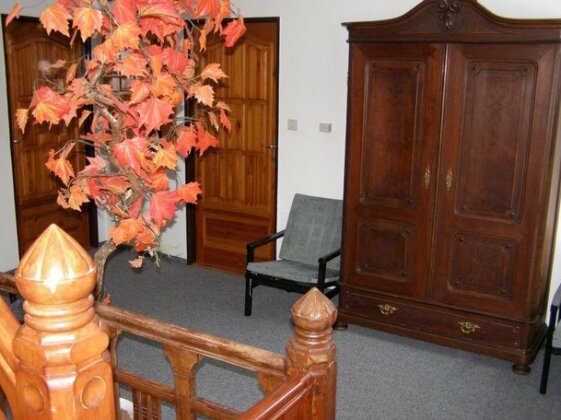 Guest House Akron - Photo3