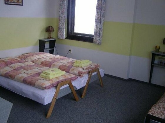 Guest House Akron - Photo4