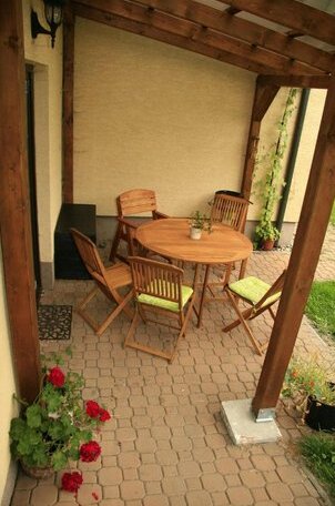 Tanecek - maly apartman u rodinneho domu - Photo2