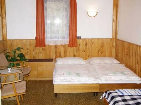Penzion na Krizovatce - Photo3
