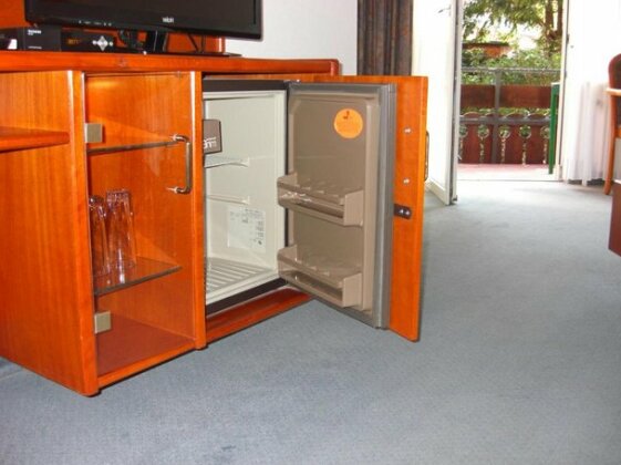 Adamidis Hotel - Photo2
