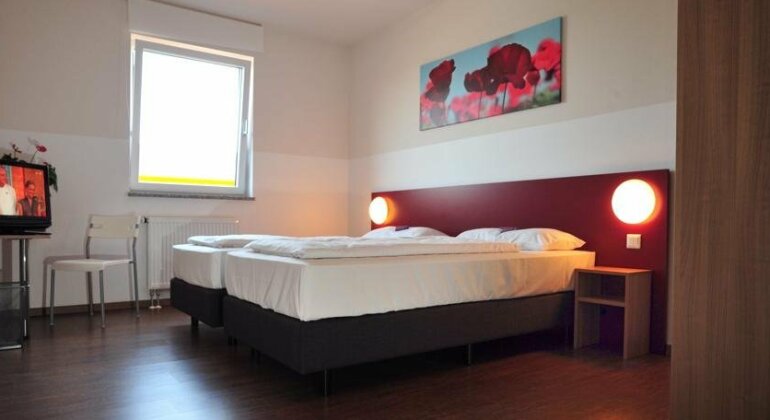 Hotel Asbach-Baumenheim - Photo4