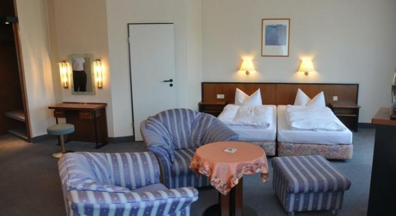 City Hotel Aschersleben - Photo5