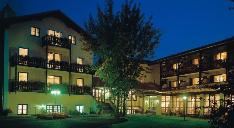 Grafliches Hotel Alte Post - Photo2