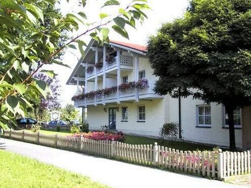 Ringhotel Lenauhof - Photo2