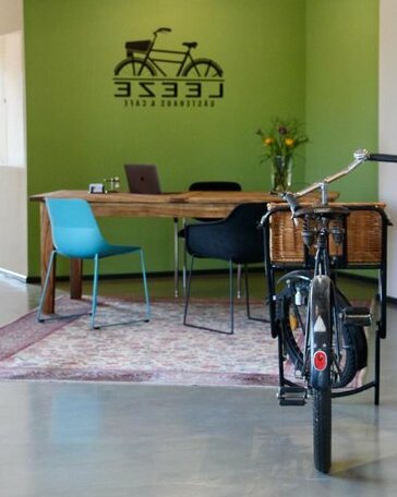 Gaestehaus & Cafe Leeze - Photo2