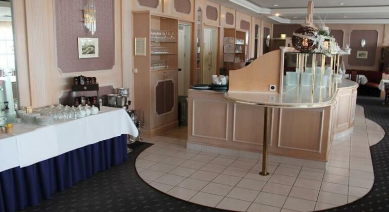 Hotel Residenz Bad Frankenhausen - Photo2