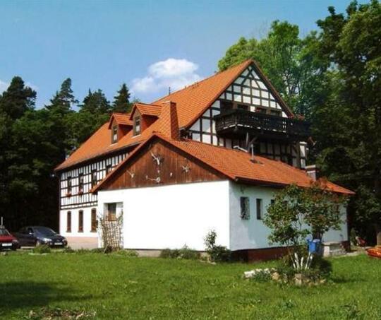 Waldhotel Zu den drei grauen Ziegenbocken Serba
