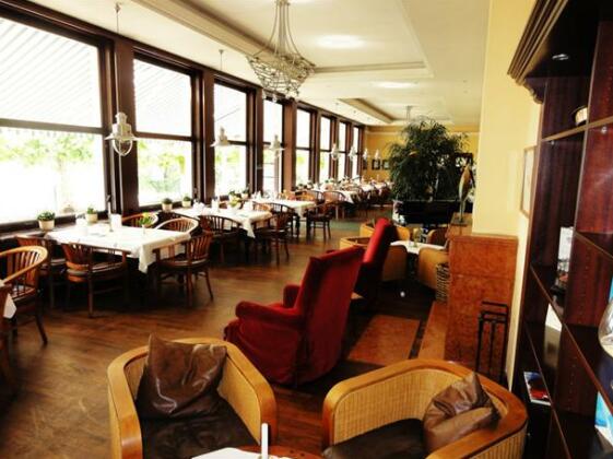 Cafe Restaurant Hotel Johannisberg