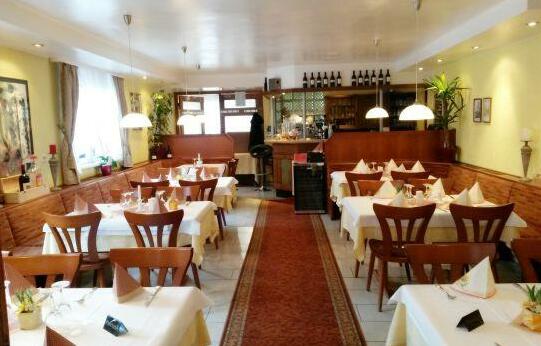 Hotel Restaurant Toscana Bad Orb - Photo4