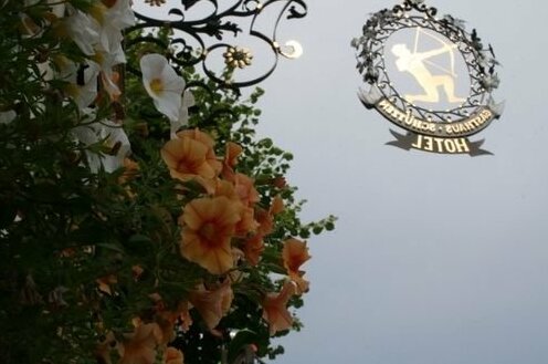 Hotel Schutzen - Photo2