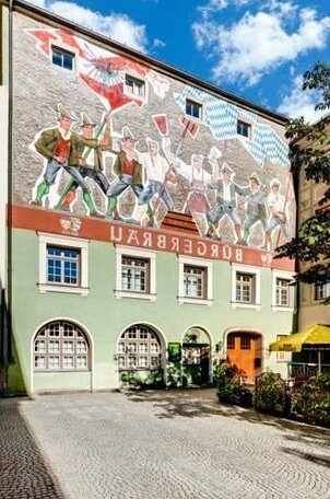 Brauereigasthof/Hotel Burgerbrau - Photo2