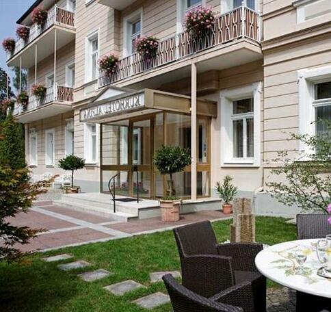 Hotel Alpina Bad Reichenhall - Photo2