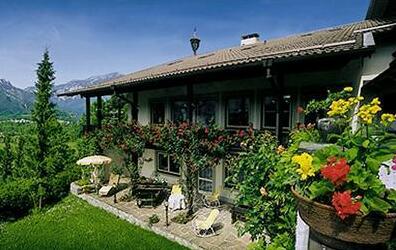 Hotel Restaurant Cafe Neu Meran - Photo5