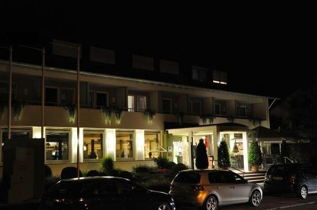 Hotel zur Fluh - Photo2