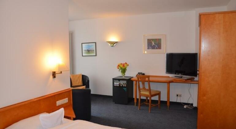 Huber's Hotel - Photo5