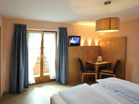 Gastehaus Alpin Bergen - Photo4