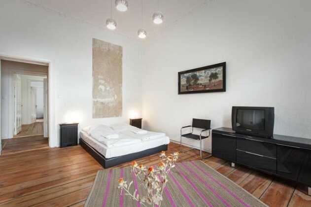 3 Bedroom Apartment Acere - Photo4