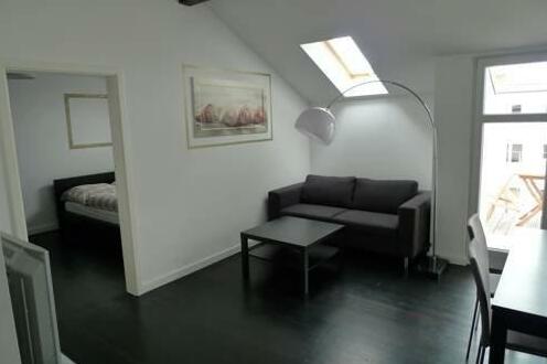 Apartments at Warschauer - Photo4