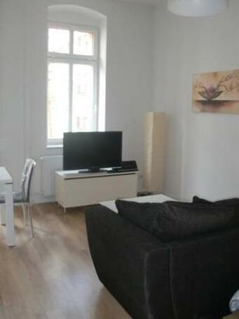 Apartments at Warschauer - Photo5