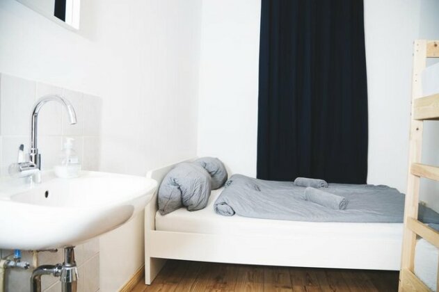 Bed'n'Work Apartment Mitte - Photo2