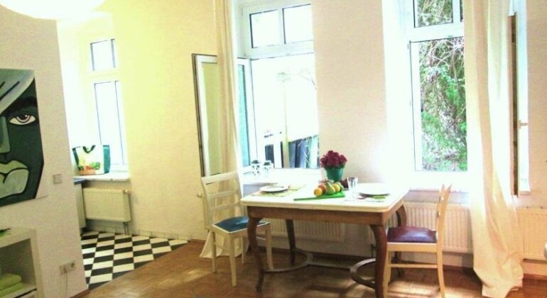 Ber Ho Apartments Mauerpark - Photo4