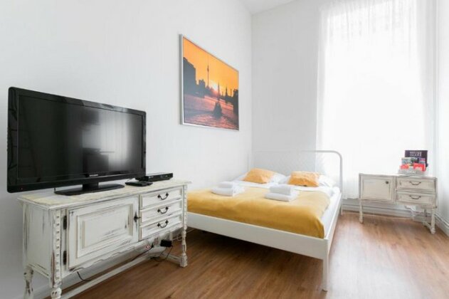 City Studio Apartment in Friedrichshain - Photo2