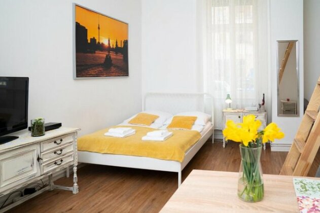 City Studio Apartment in Friedrichshain - Photo5