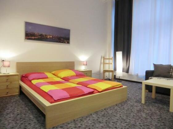Cityflair Berlin Apartments & Rooms - Photo3