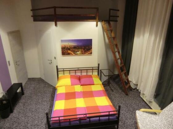 Cityflair Berlin Apartments & Rooms - Photo4