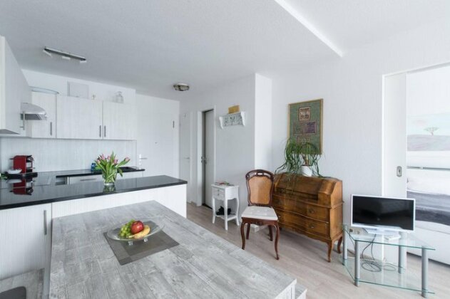 Deluxe Apartment White Cocoon - Photo3