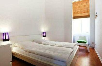Great Home Apt 8 Dolziger - Photo4