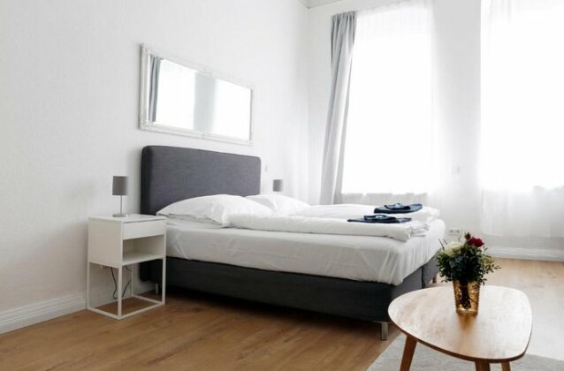 Greifswalder Str GREIF NEW P'Berg HotSpot Boxspringbeds 170 qm - Photo4