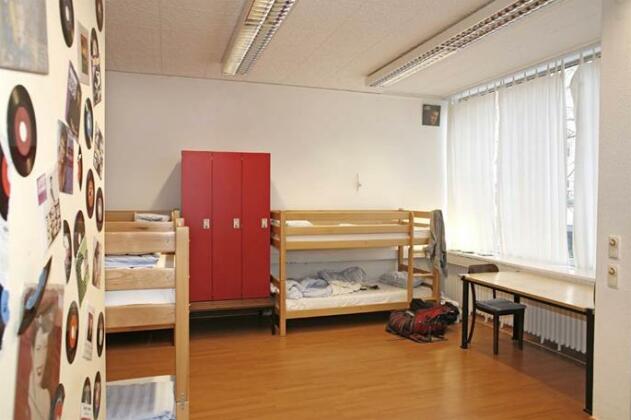 Hostel City Bed 2 am Kurfurstendamm - Photo4