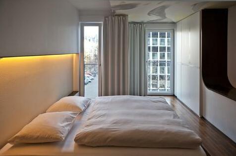 Hotel Q Berlin - Photo3