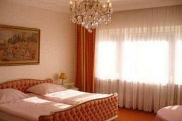 Hotel Villa Toscana Berlin - Photo2