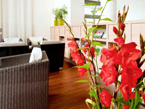 Ibis Hotel Berlin Mitte - Photo5
