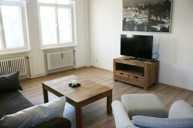 Luxurious Vacation in the City - Photo4
