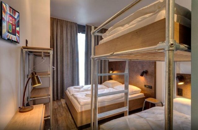 MEININGER Hotel Berlin Tiergarten - Photo2
