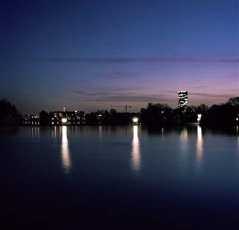 Old Town Apartments FLODD Floating Home - Photo2