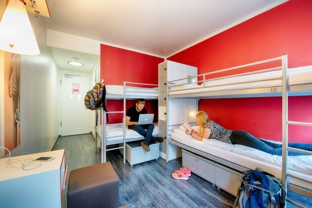 ONE80deg Hostels Berlin - Photo2