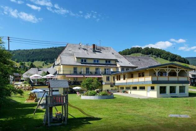 Gasthaus Lowen Bernau im Schwarzwald - Photo2