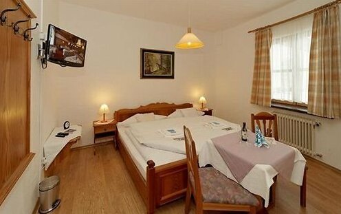 Hotel Bayerischer Hof - Photo4