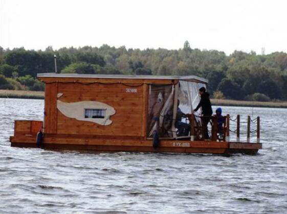 Hausboot am Plauer See