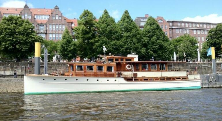 Hotelschiff Nedeva Bremen