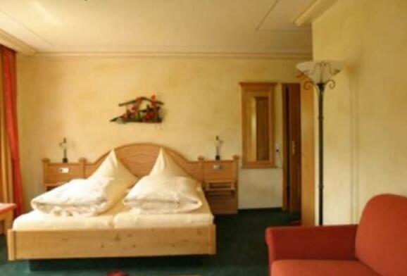 Hotel-Restaurant Bergfriedel - Photo2